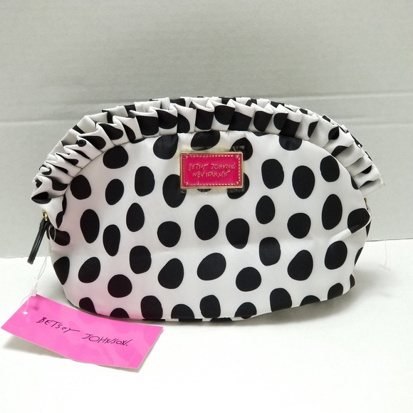 Betsey Johnson Handbags - ⛄2 for$15. Betsey Johnson Polka Dot Cosmetic Bag